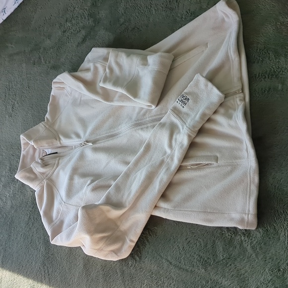 Mountain Hardware MicroChill - Picture 6 of 6